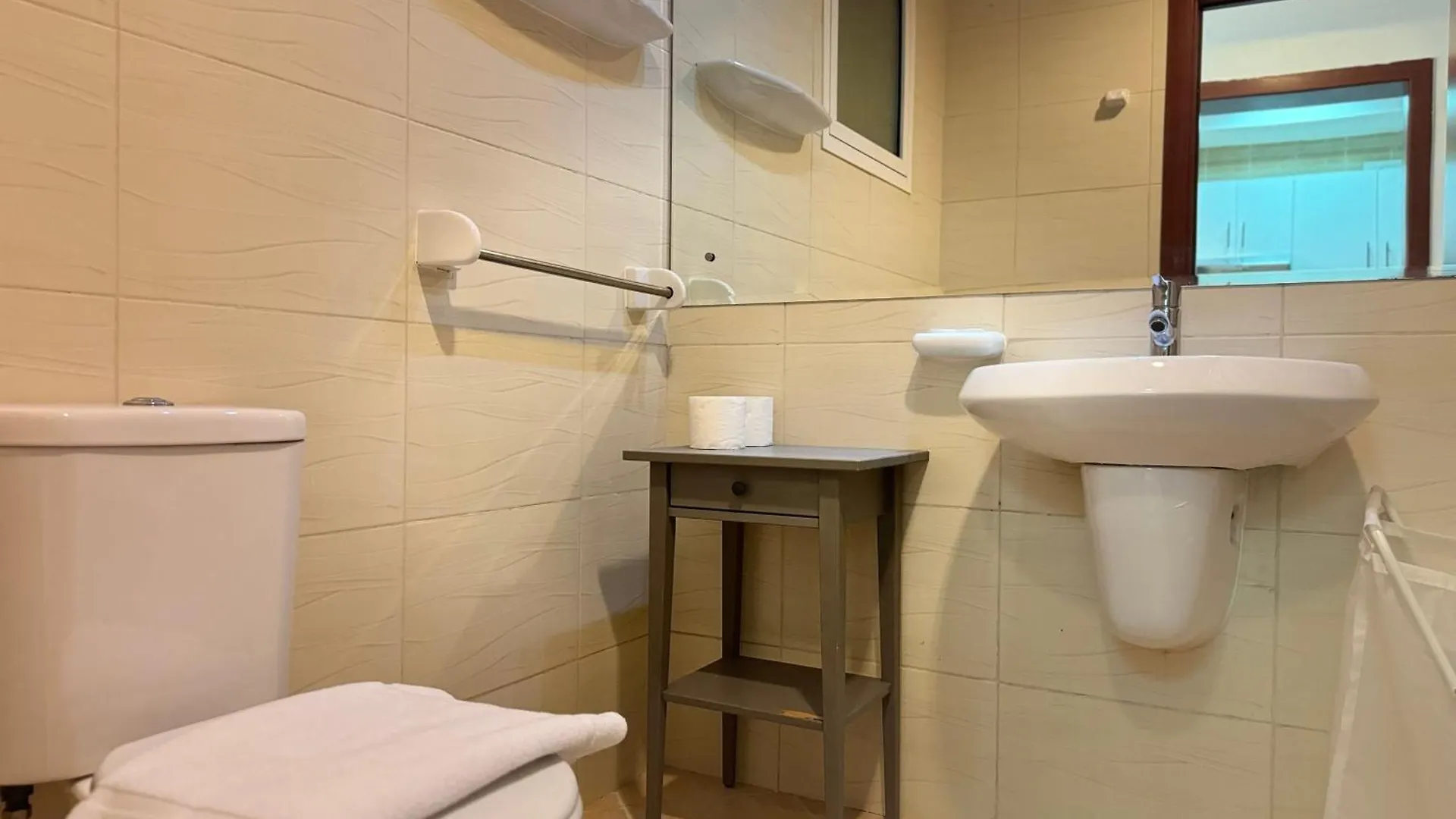 Ashri Holiday Homes Apartment In Dubai Production City