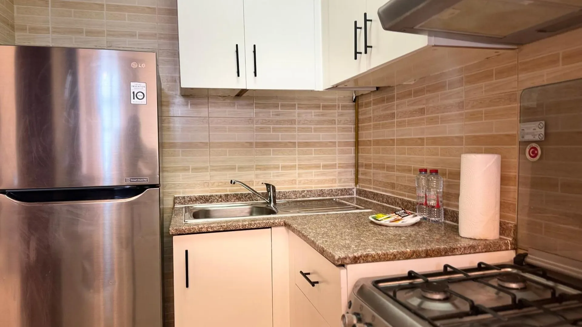 Ashri Holiday Homes Apartment In Dubai Production City 0*,  United Arab Emirates