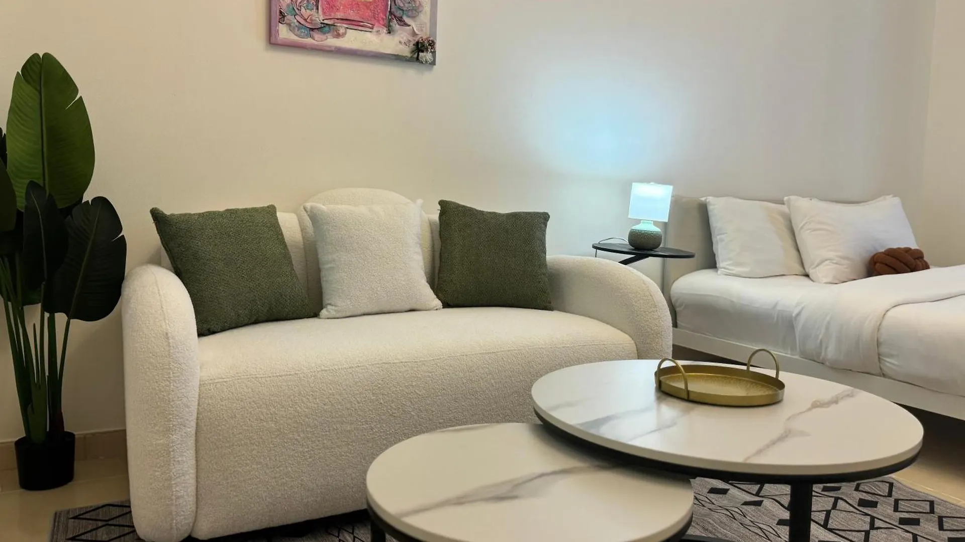 Ashri Holiday Homes Apartment In Dubai Production City